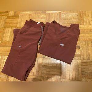 Figs scrubs set, limited edition Dark Cherry color, XS